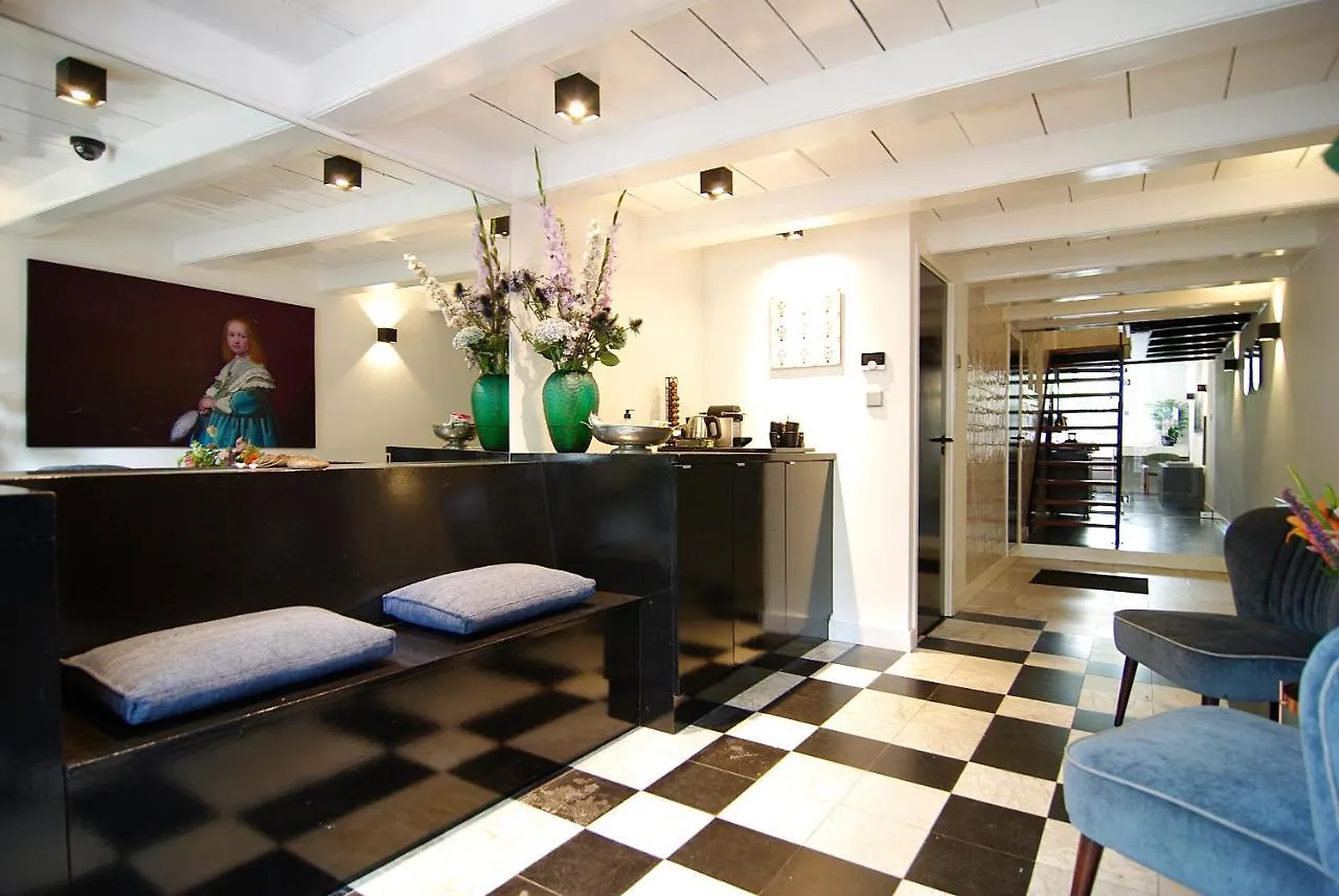 Stuart Luxury Rooms Amsterdam Bed & Breakfast