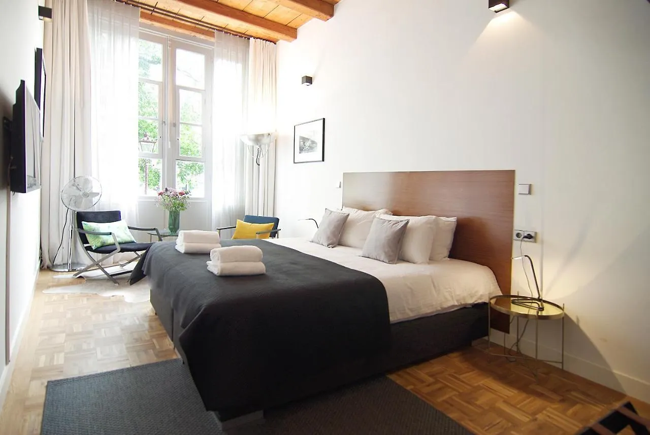 Stuart Luxury Rooms Amsterdam Bed & Breakfast